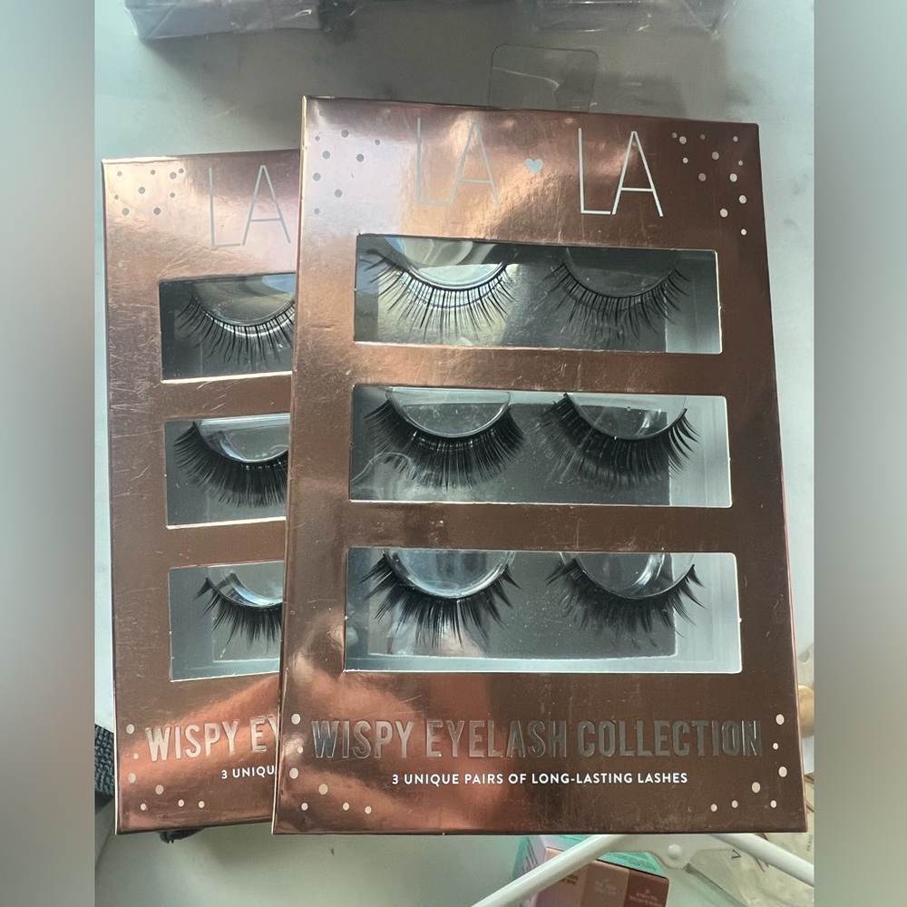Beauty Bundle Crème shop, Jeffree star , Max - eye lashes, nail file, lip stick